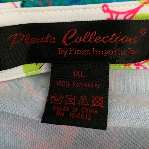 Pleats Collection Top - Picture 7 of 7